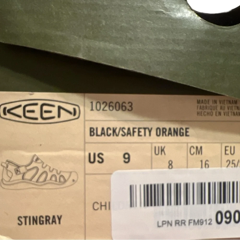 KEEN Unisex-Child Stingray Closed Toe Water Sandals/Shoes‎ | NEW/NIB!!🩶🌊